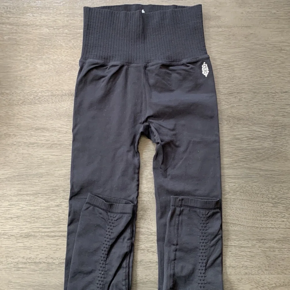 NWOT! FP Free People Movement Good Karma High Rise Leggings Sz XS/S - Picture 7 of 8